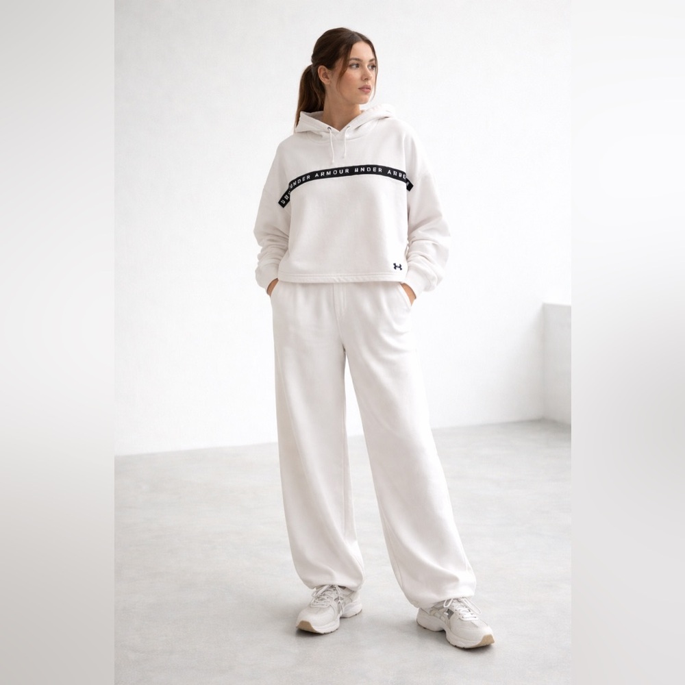 Under Armour White Logo Tape Hoodie Loose Fit Women’s Medium Athleisure Fleece - Picture 12 of 12